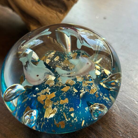Vintage Murano Style Controlled Bubbles Dolphins w/ Gold Flakes Paperweight - Picture 5 of 9